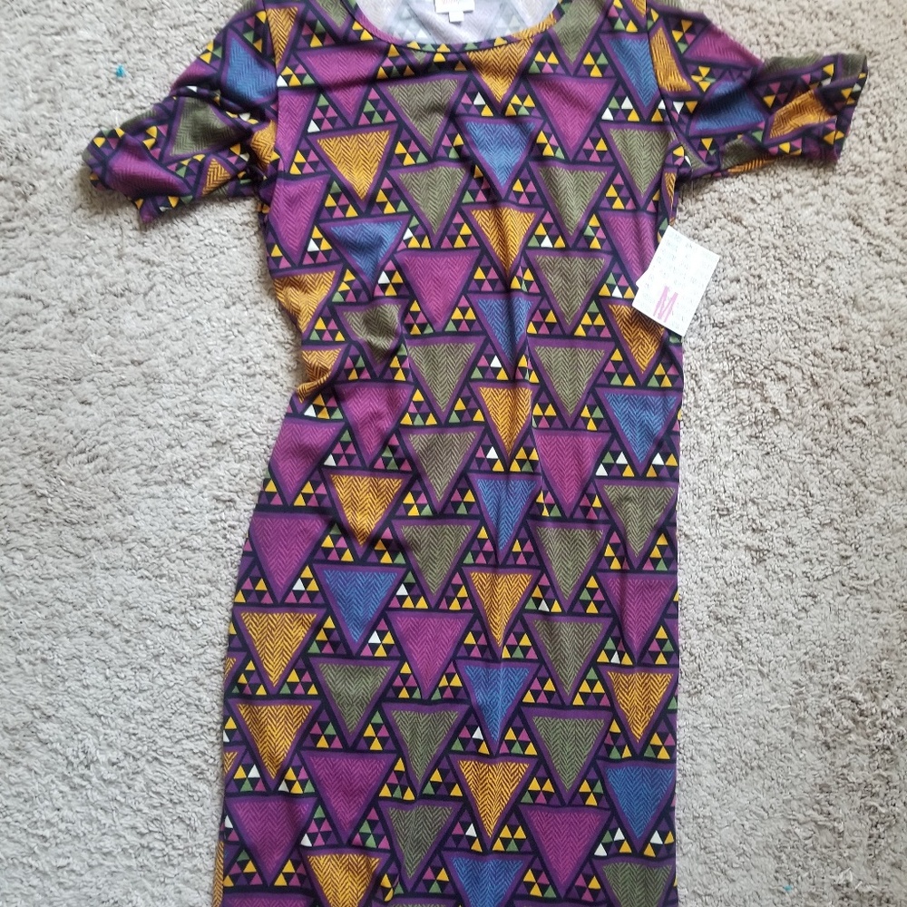 Medium Julia Lularoe